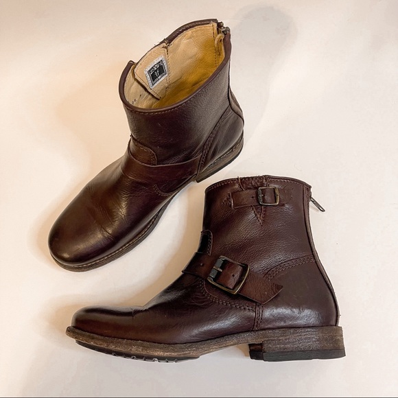 tyler engineer leather boot frye